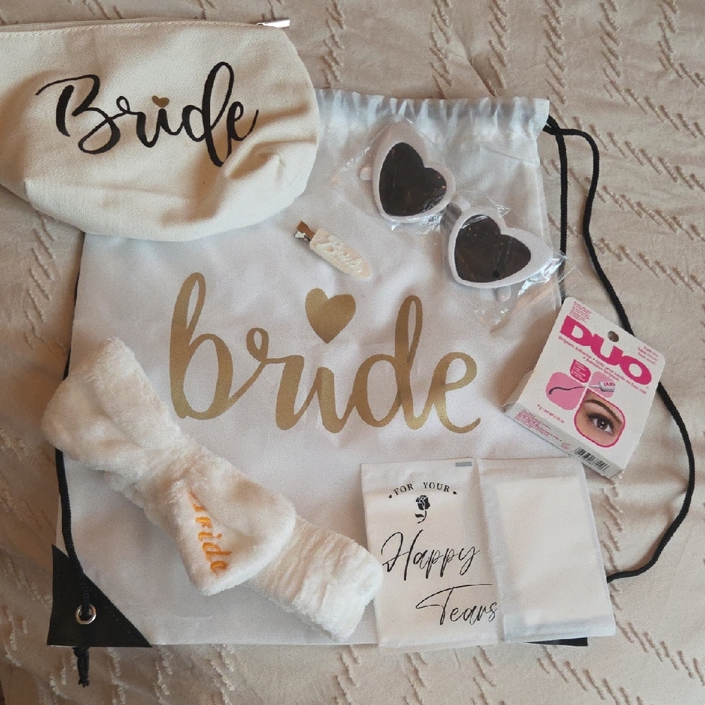 Bride Accessories Set with Gold and White Accents
